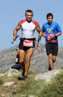 Courir un trail en Corse : avec ou sans bâtons ?