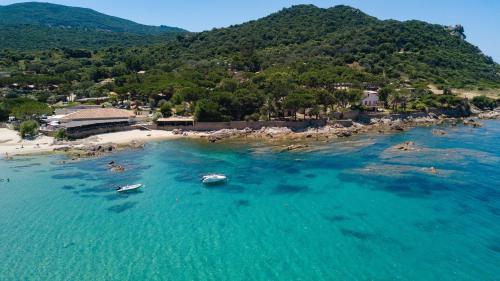 La Corse à la plage......